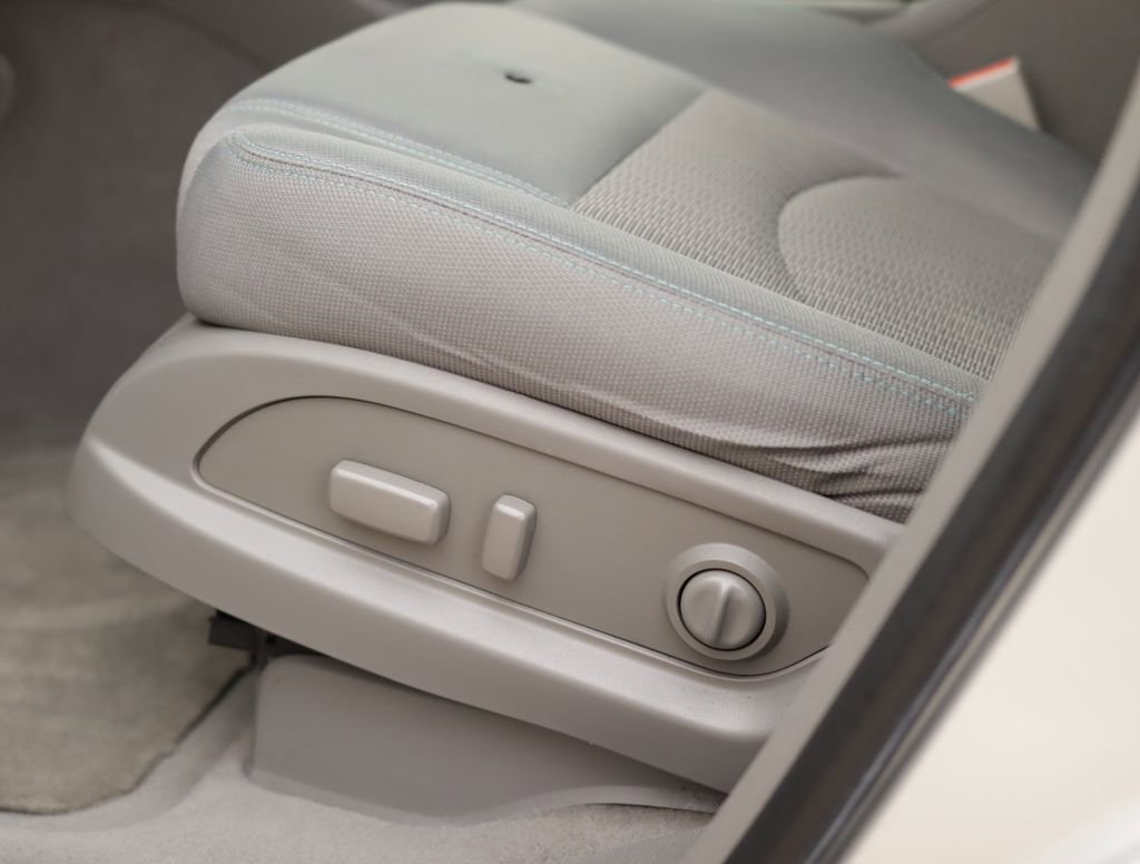 Used 2017 Chevrolet Traverse LT image 19