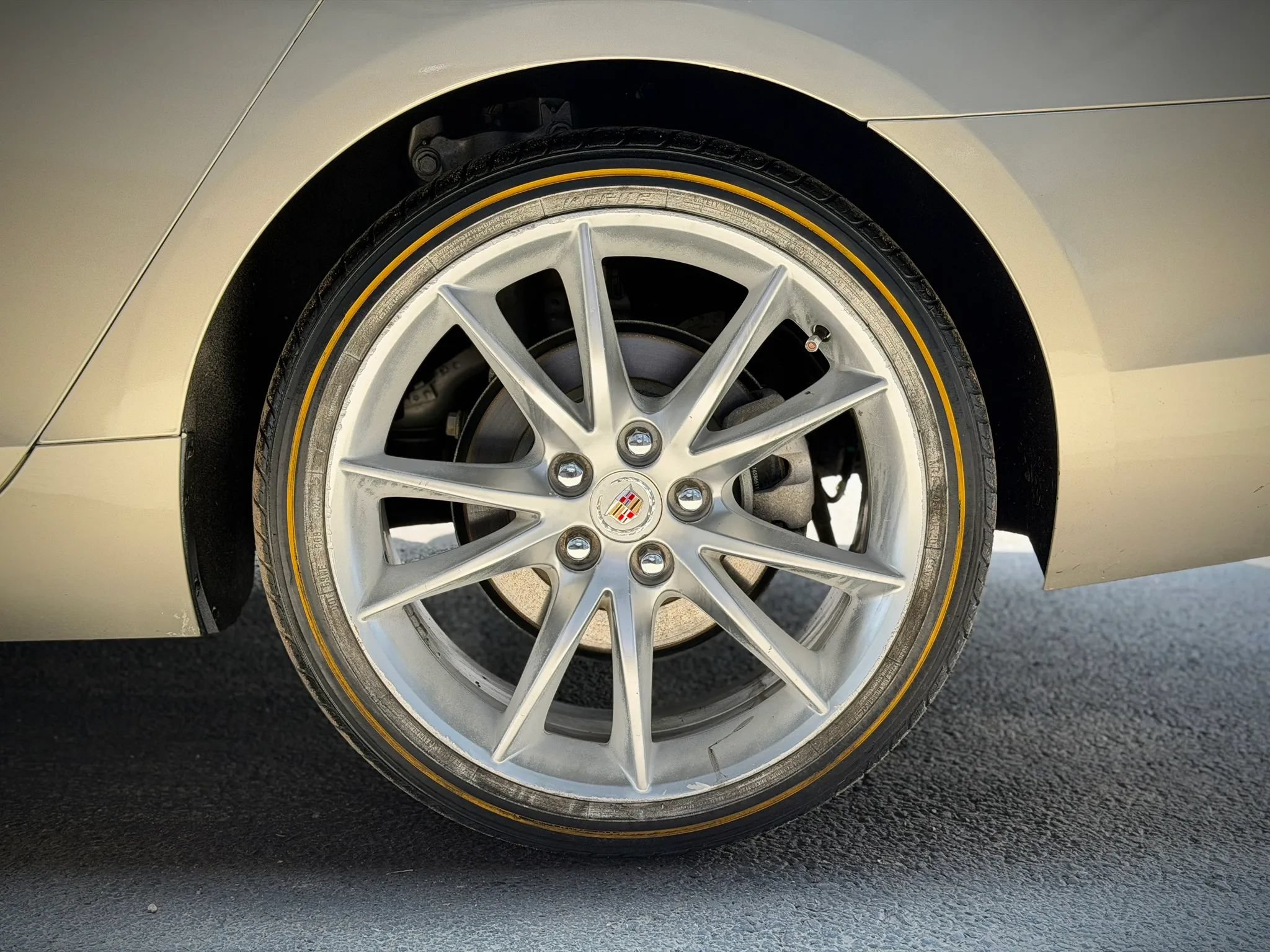 Used 2013 Cadillac XTS Premium AWD/4WD image 30
