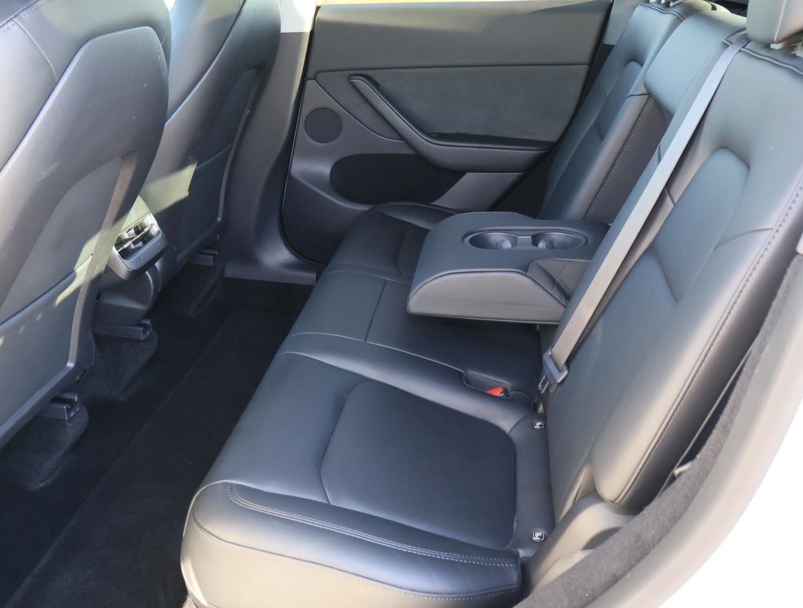 Used 2023 Tesla Model Y Long Range image 17