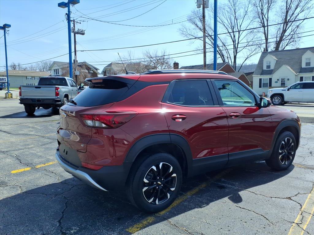 Certified 2023 Chevrolet TrailBlazer LT w/ Convenience Package image 3