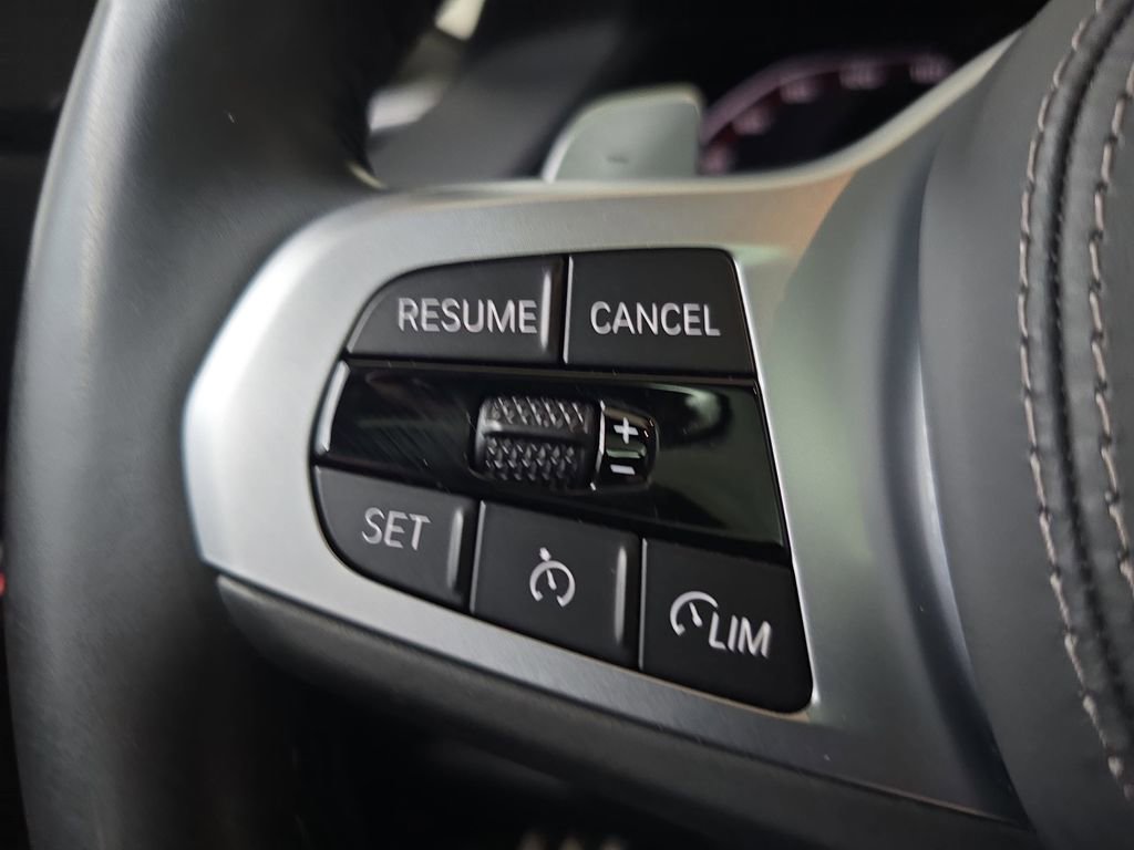 Used 2020 BMW X6 M50i w/ Premium Package image 20