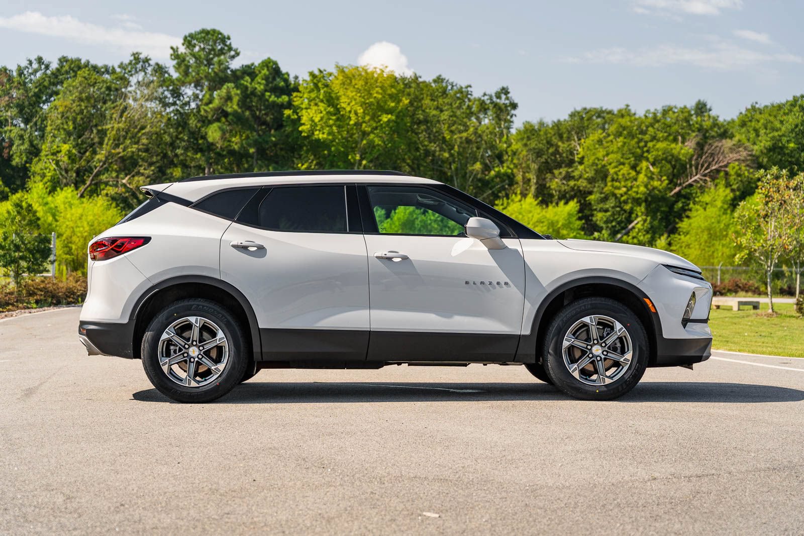 Used 2024 Chevrolet Blazer LT w/ Convenience Package FWD image 8