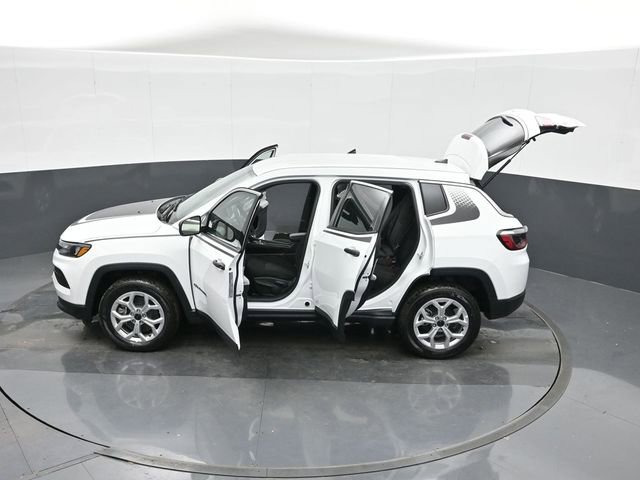 Used 2025 Jeep Compass Sport w/ Mopar Graphics Package AWD/4WD image 48
