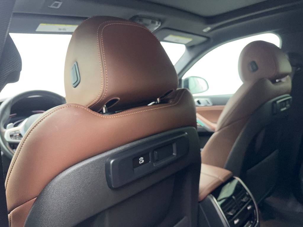 Used 2023 BMW X6 xDrive40i w/ M Sport Package image 37