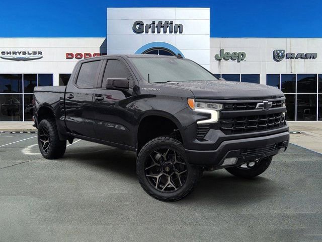 Used 2023 Chevrolet Silverado 1500 RST w/ Protection Package AWD/4WD image 2