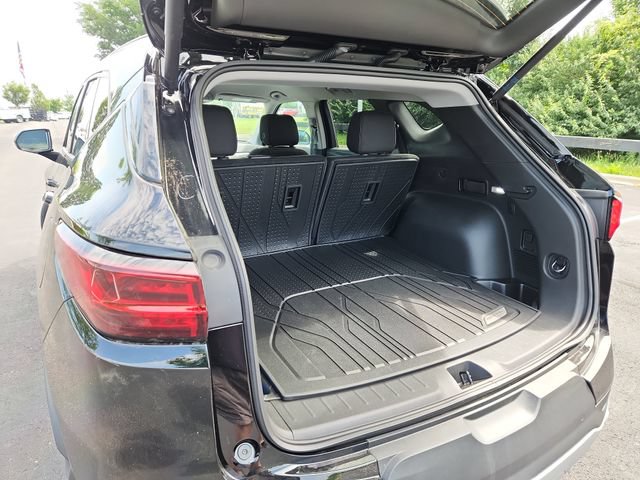 New 2026 Chevrolet Blazer LT w/ Convenience Package AWD/4WD image 19