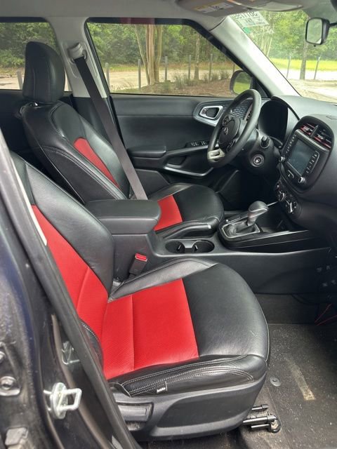 Used 2021 Kia Soul S FWD image 6