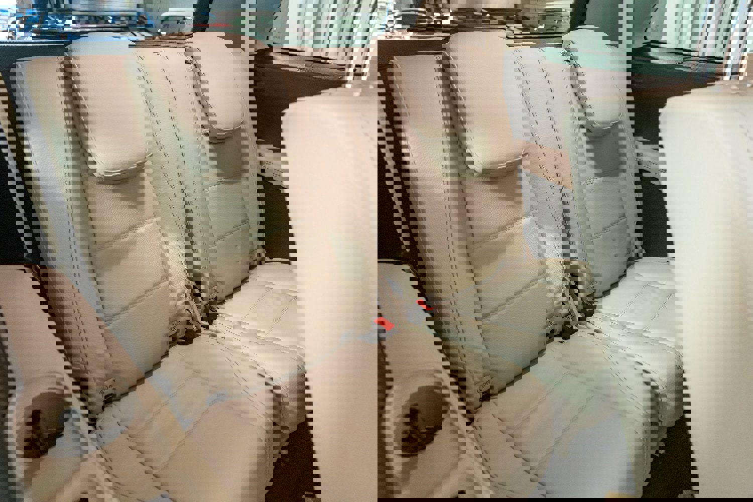 Used 2024 Mercedes-Benz GLS 580 4MATIC image 31