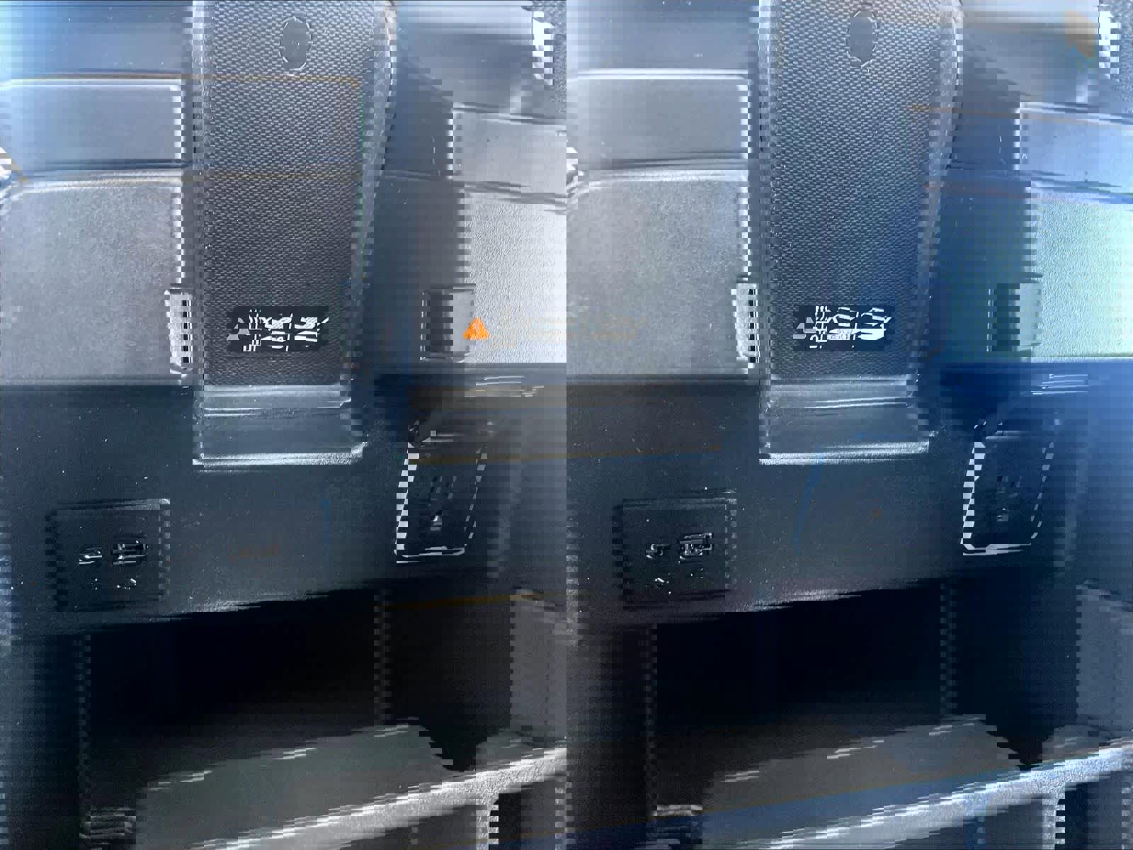 Used 2023 Chevrolet Silverado 1500 LTZ w/ LTZ Convenience Package II image 26