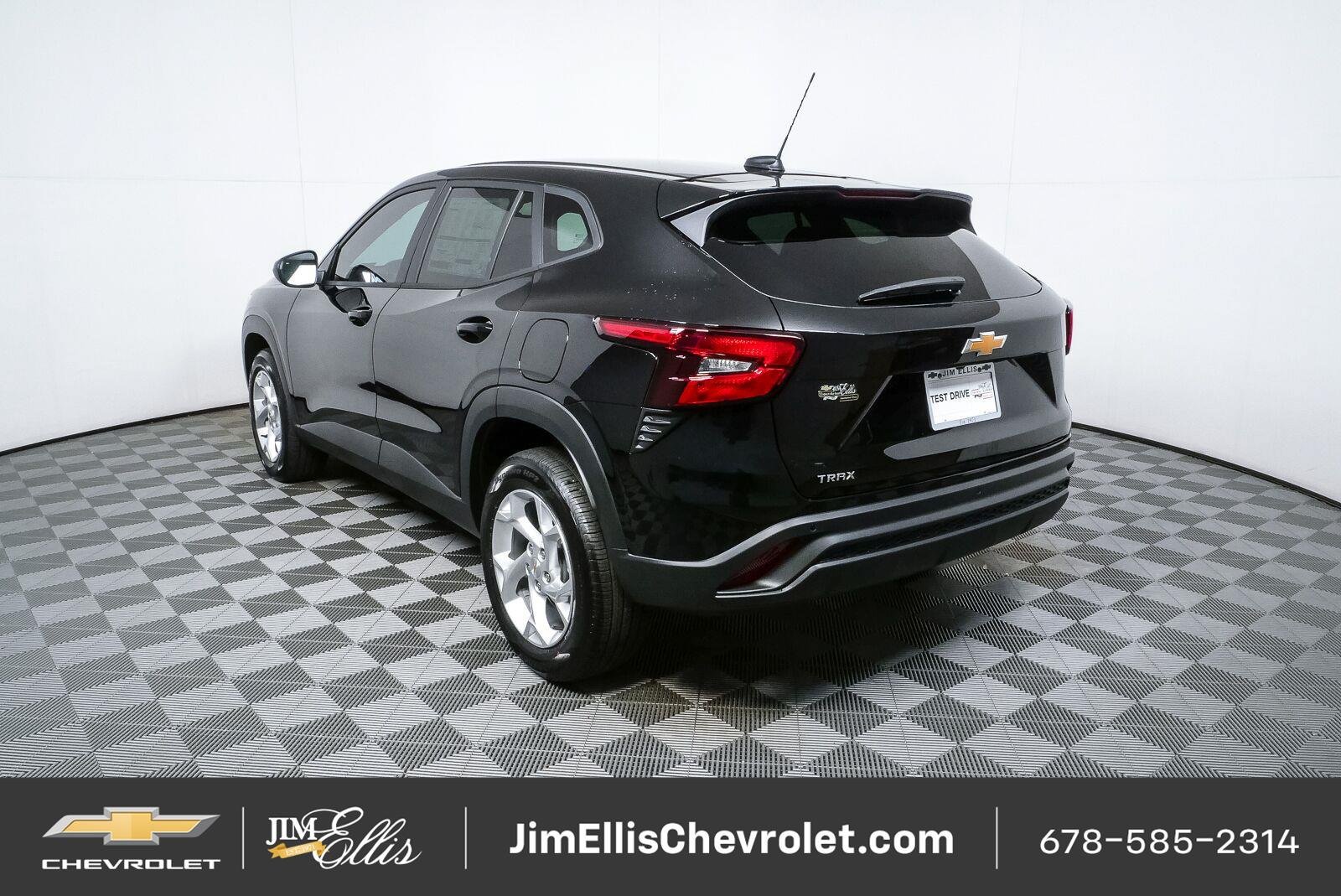 New 2026 Chevrolet Trax LS w/ LS Convenience Package FWD image 27