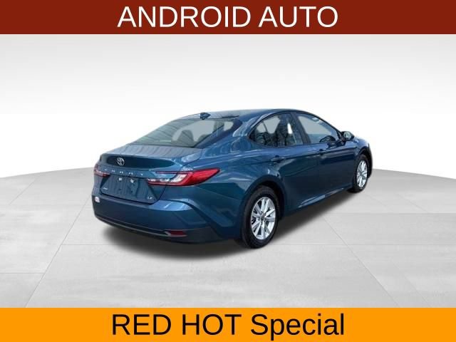 Used 2025 Toyota Camry LE image 7