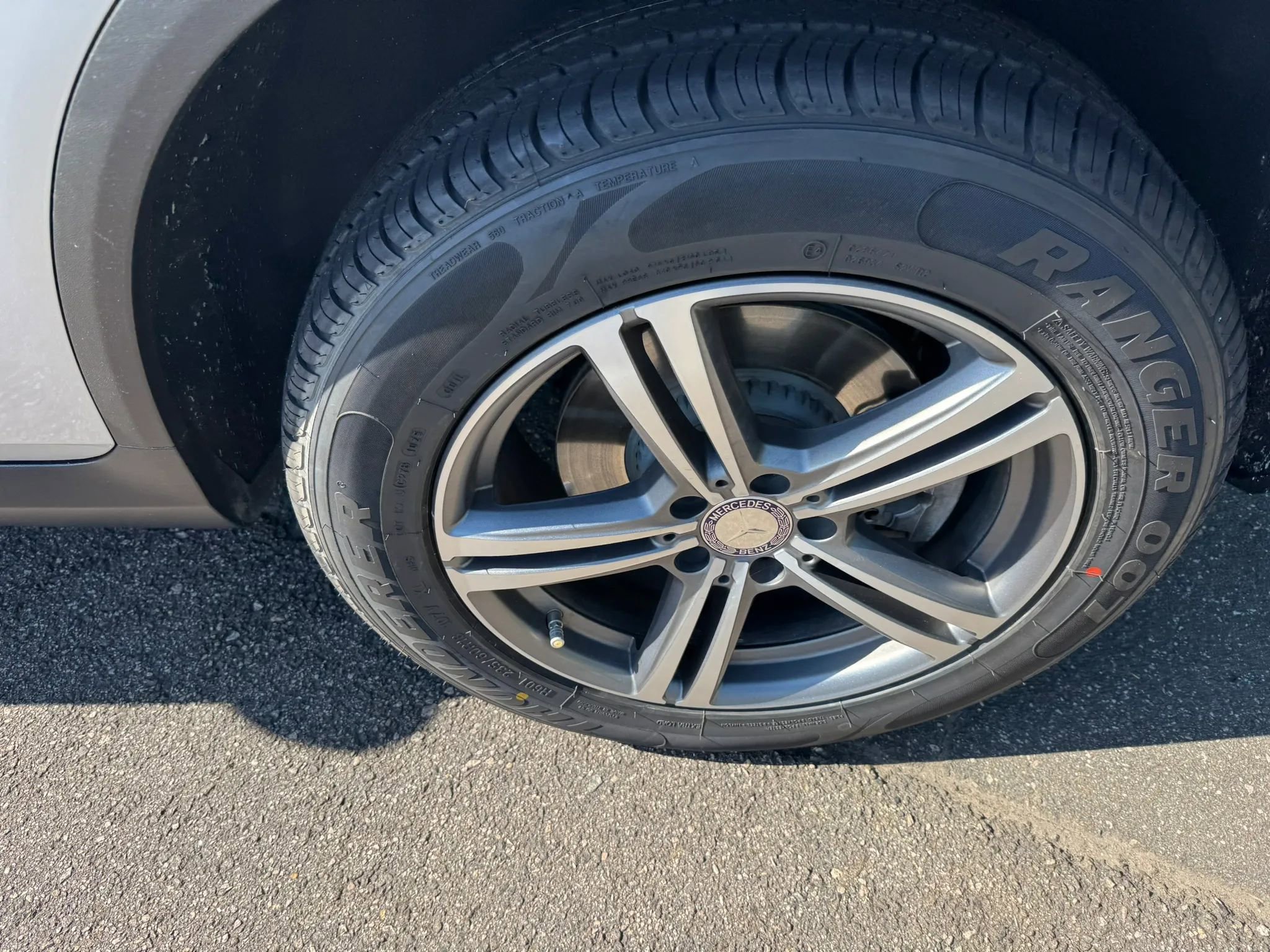 Used 2020 Mercedes-Benz GLC 300 image 12