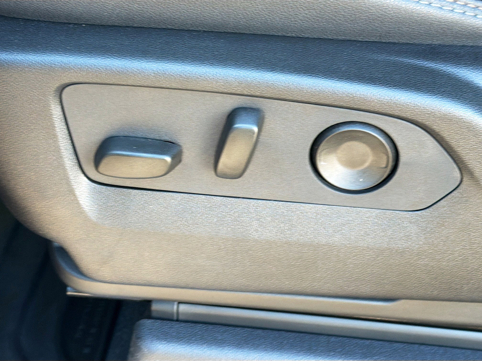 Used 2025 Chevrolet Silverado 2500 High Country w/ Technology Package image 24