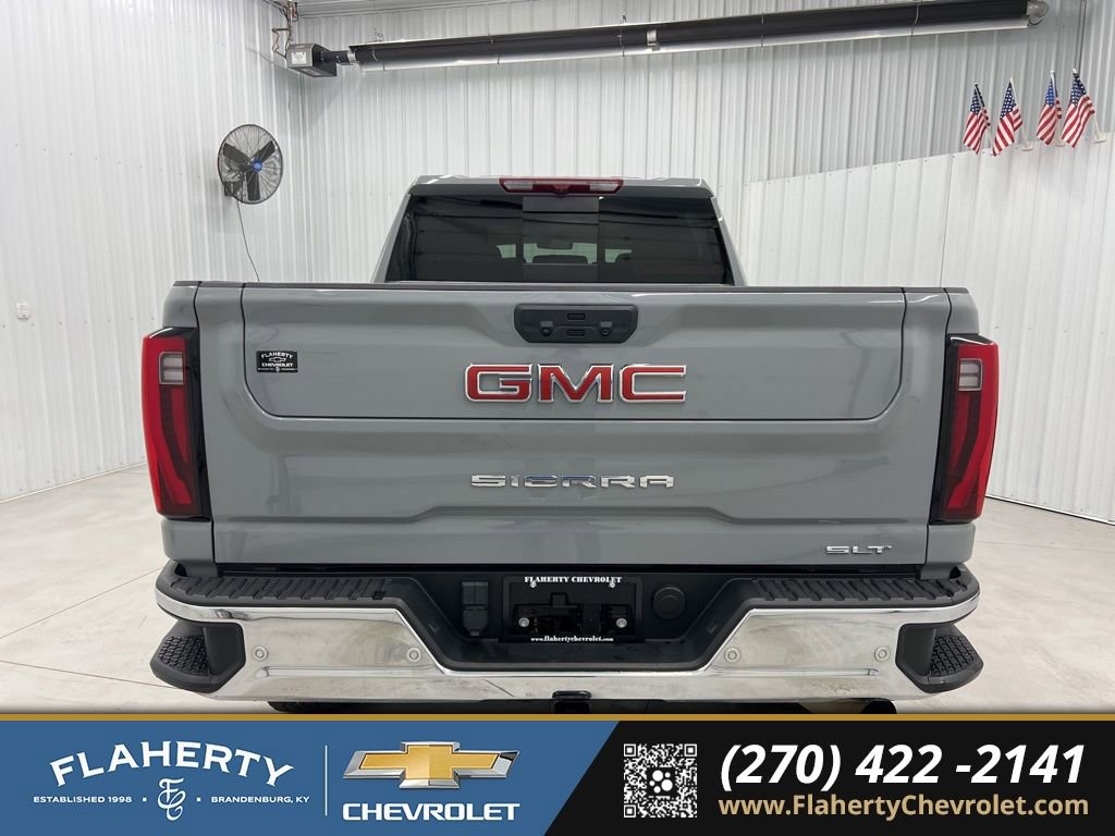 Used 2024 GMC Sierra 2500 SLT w/ SLT Premium Package image 4