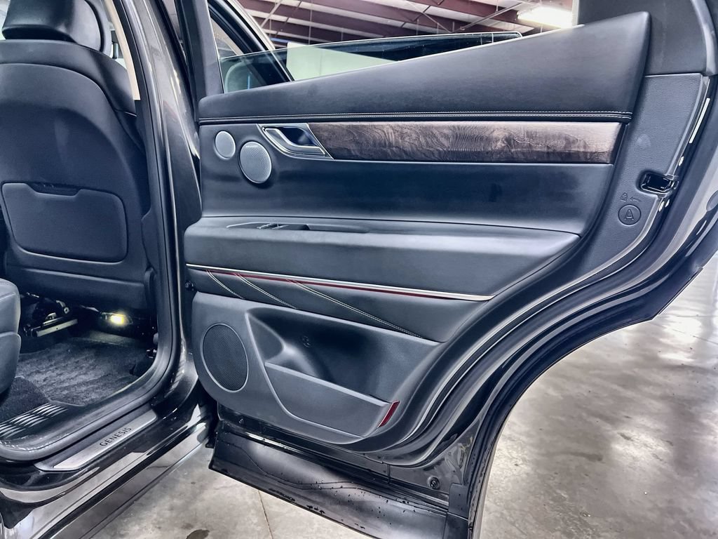 Used 2025 Genesis GV80 3.5T Prestige AWD/4WD image 25