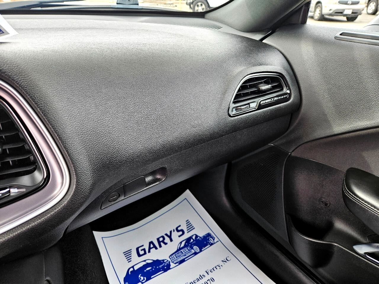 Used 2019 Dodge Challenger SXT image 16