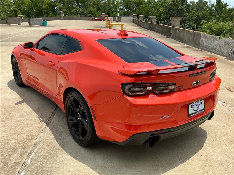 Used 2020 Chevrolet Camaro SS RWD image 4