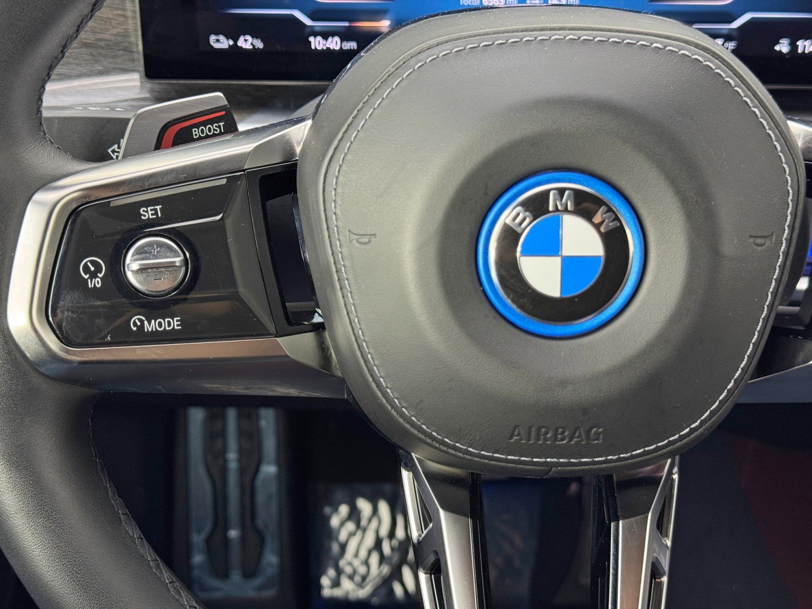 Used 2023 BMW i7 xDrive60 w/ Executive Package 2 image 22