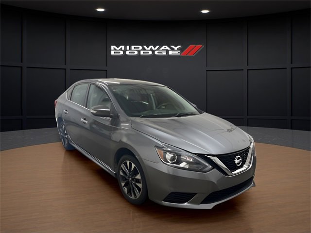 Used 2019 Nissan Sentra SR image 1