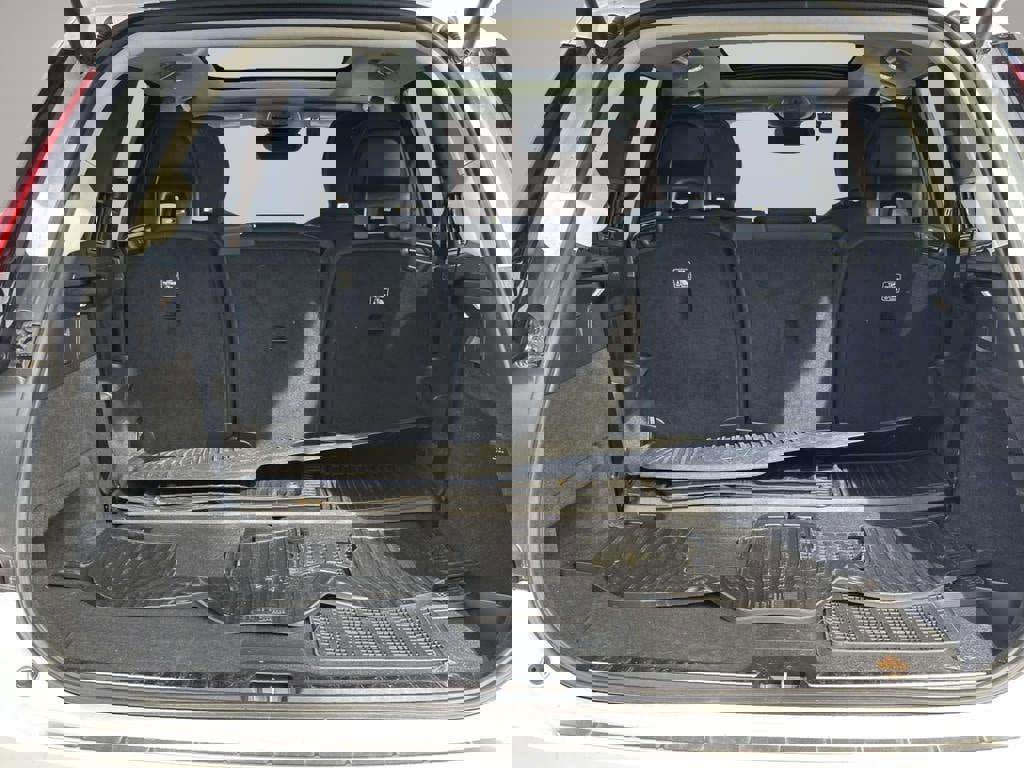 New 2025 Volvo XC90 T8 Plus w/ Protection Package Premier image 13