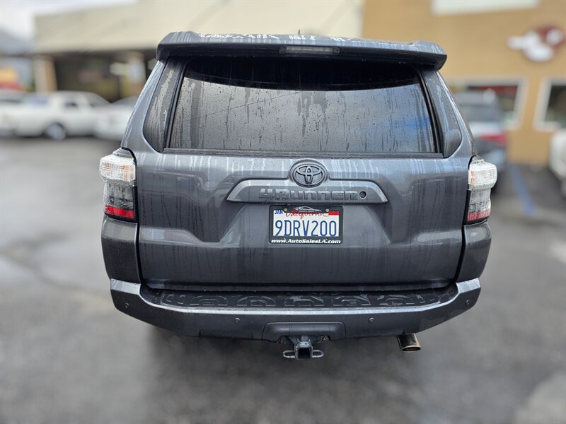 Used 2016 Toyota 4Runner SR5 image 12