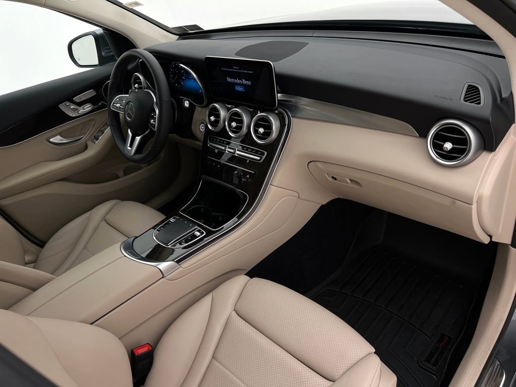 Used 2022 Mercedes-Benz GLC 300 4MATIC image 13