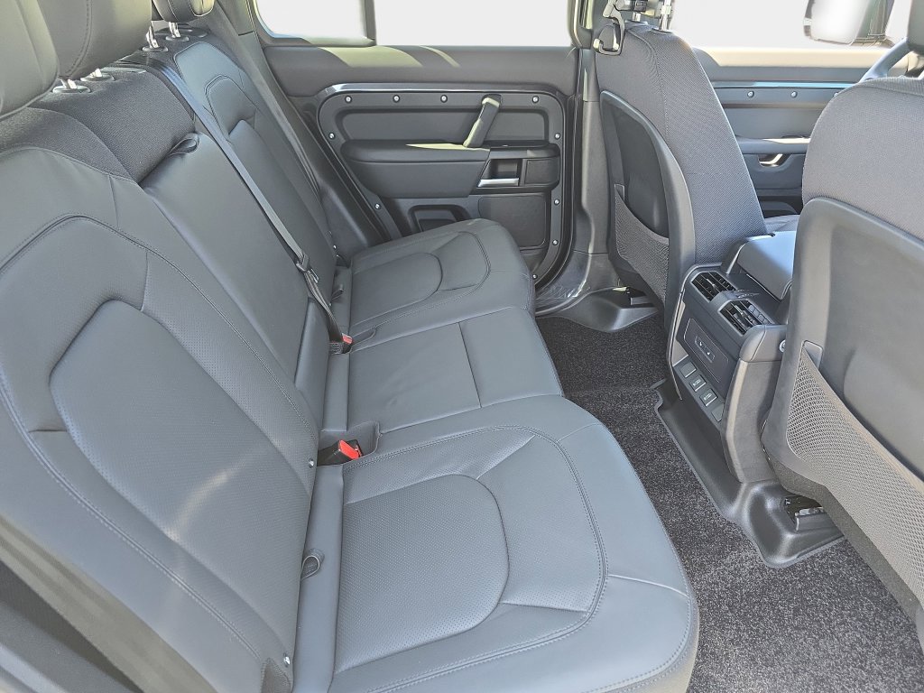New 2026 Land Rover Defender 110 X AWD/4WD image 11