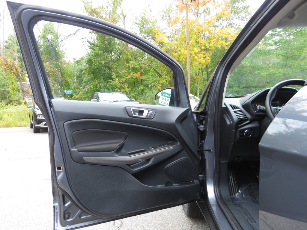 Used 2019 Ford EcoSport SE AWD/4WD image 9