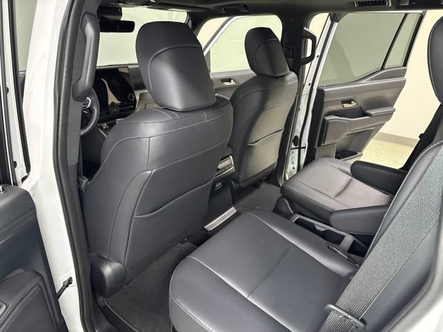 Used 2025 Lexus GX 550 w/ Accessory Package (Z1) AWD/4WD image 25