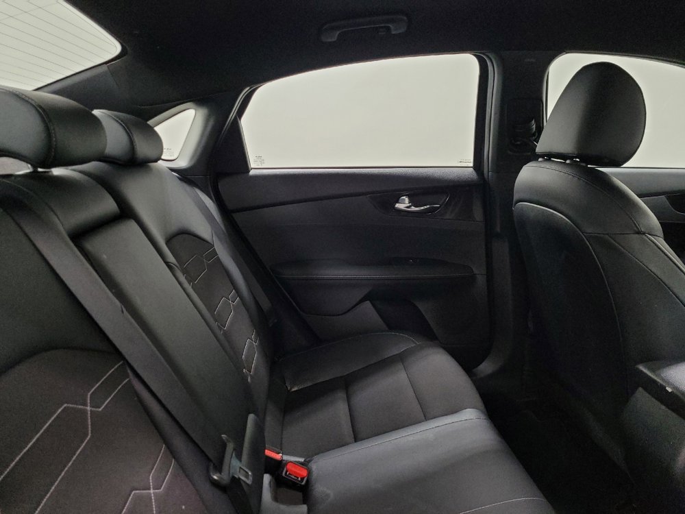 Used 2023 Kia Forte GT-Line image 19