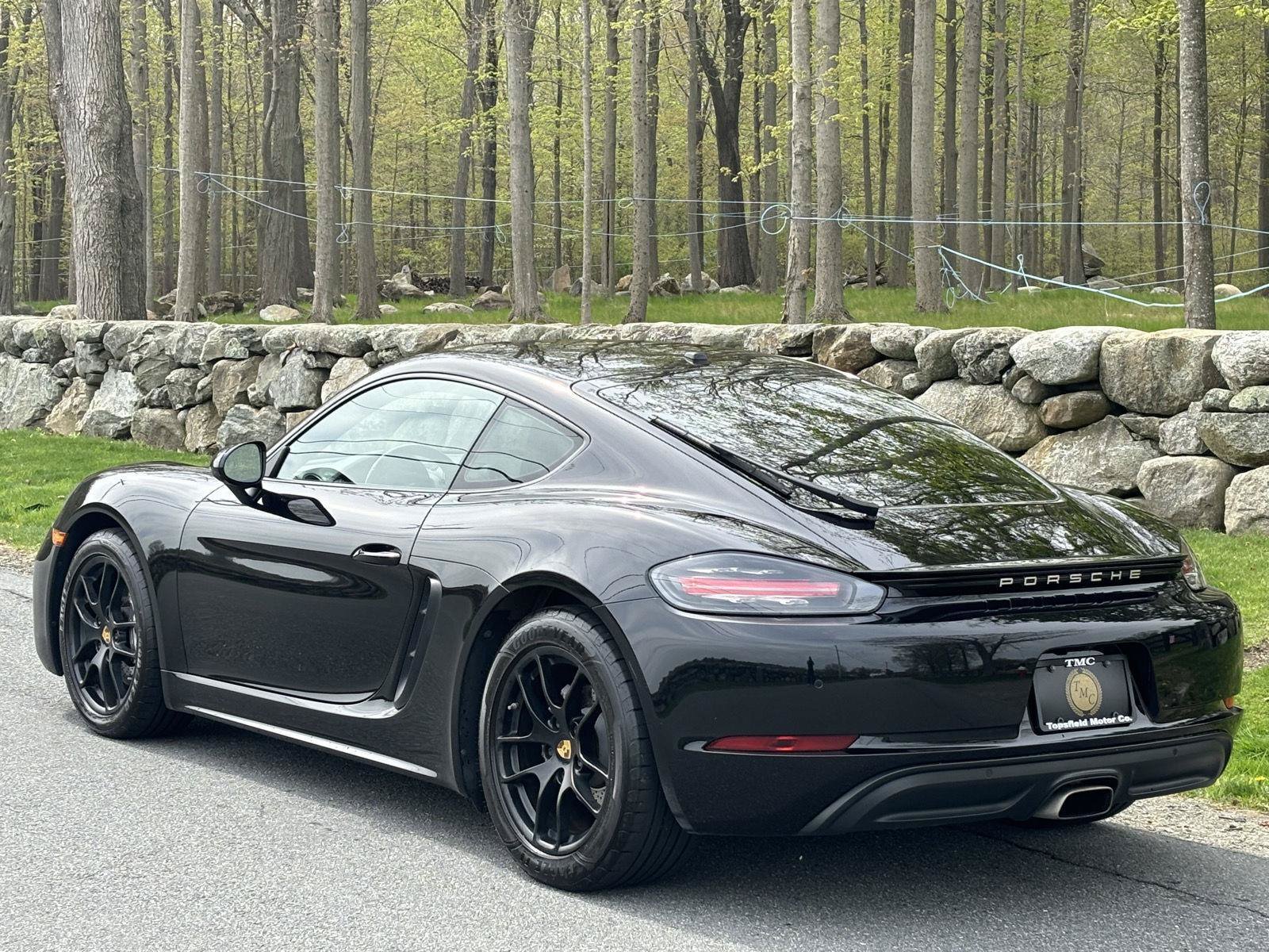 Used 2017 Porsche 718 Cayman RWD image 14
