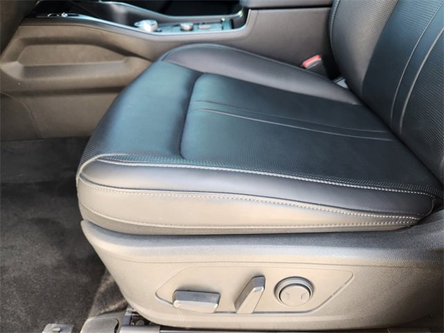 Certified 2025 Kia Sorento EX image 25