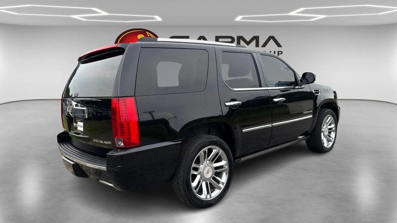 Used 2013 Cadillac Escalade Platinum AWD/4WD image 5