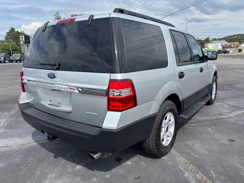 Used 2017 Ford Expedition XL w/ Equipment Group 101A AWD/4WD image 5
