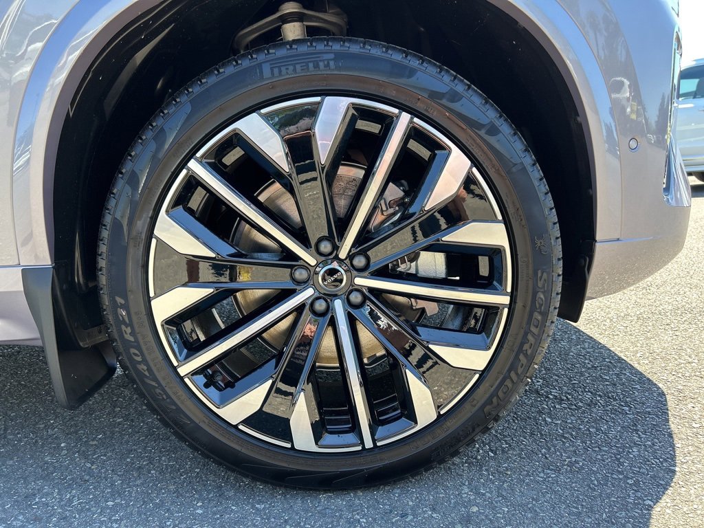 New 2026 Volvo XC90 B5 Plus image 10