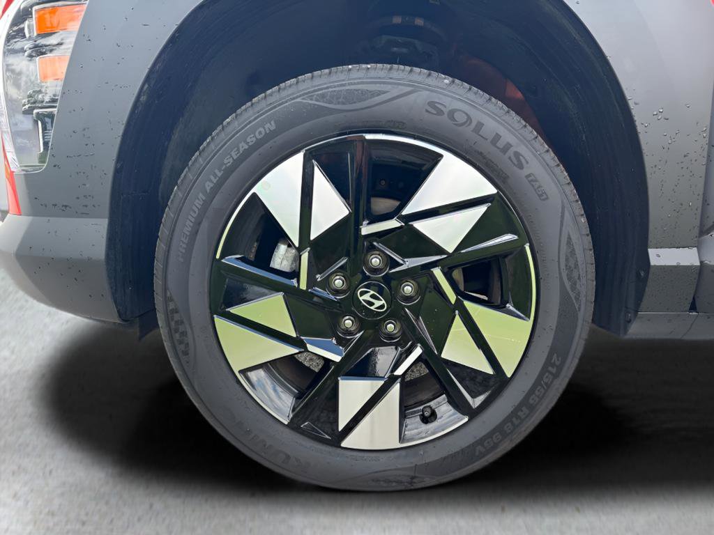 Used 2025 Hyundai Kona SEL AWD/4WD image 13