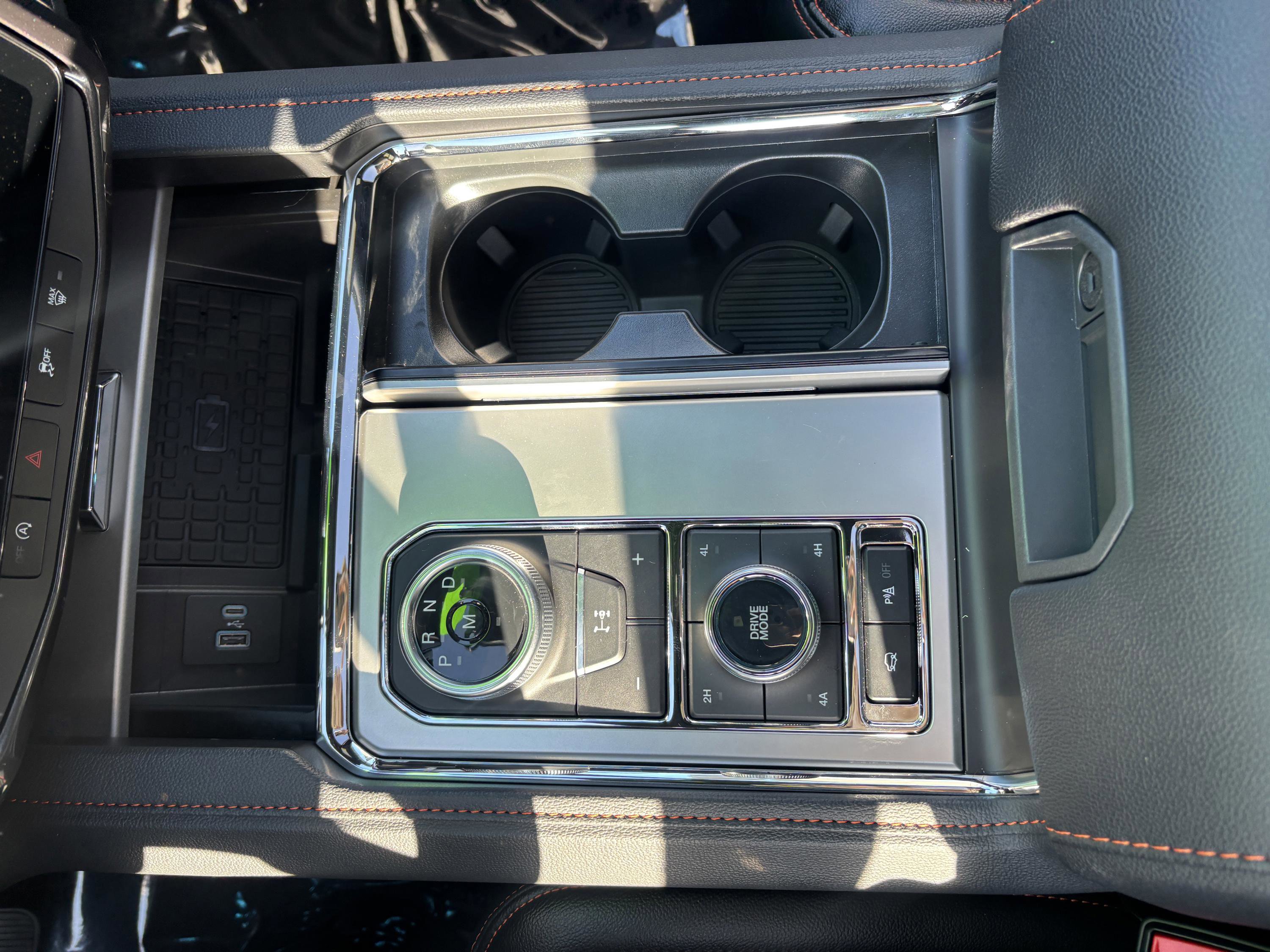 Used 2024 Ford Expedition Timberline image 19