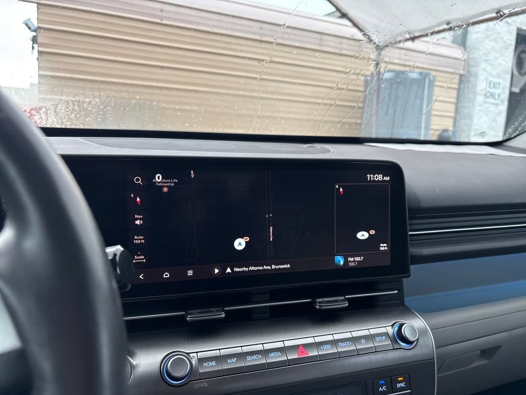 Used 2024 Hyundai Kona Limited FWD image 19