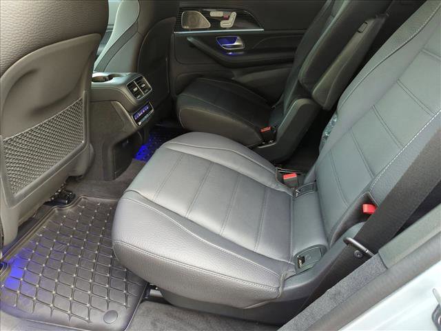 New 2026 Mercedes-Benz GLS 580 4MATIC image 15