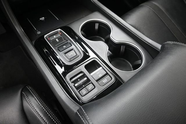 Certified 2024 Honda Pilot Touring image 32