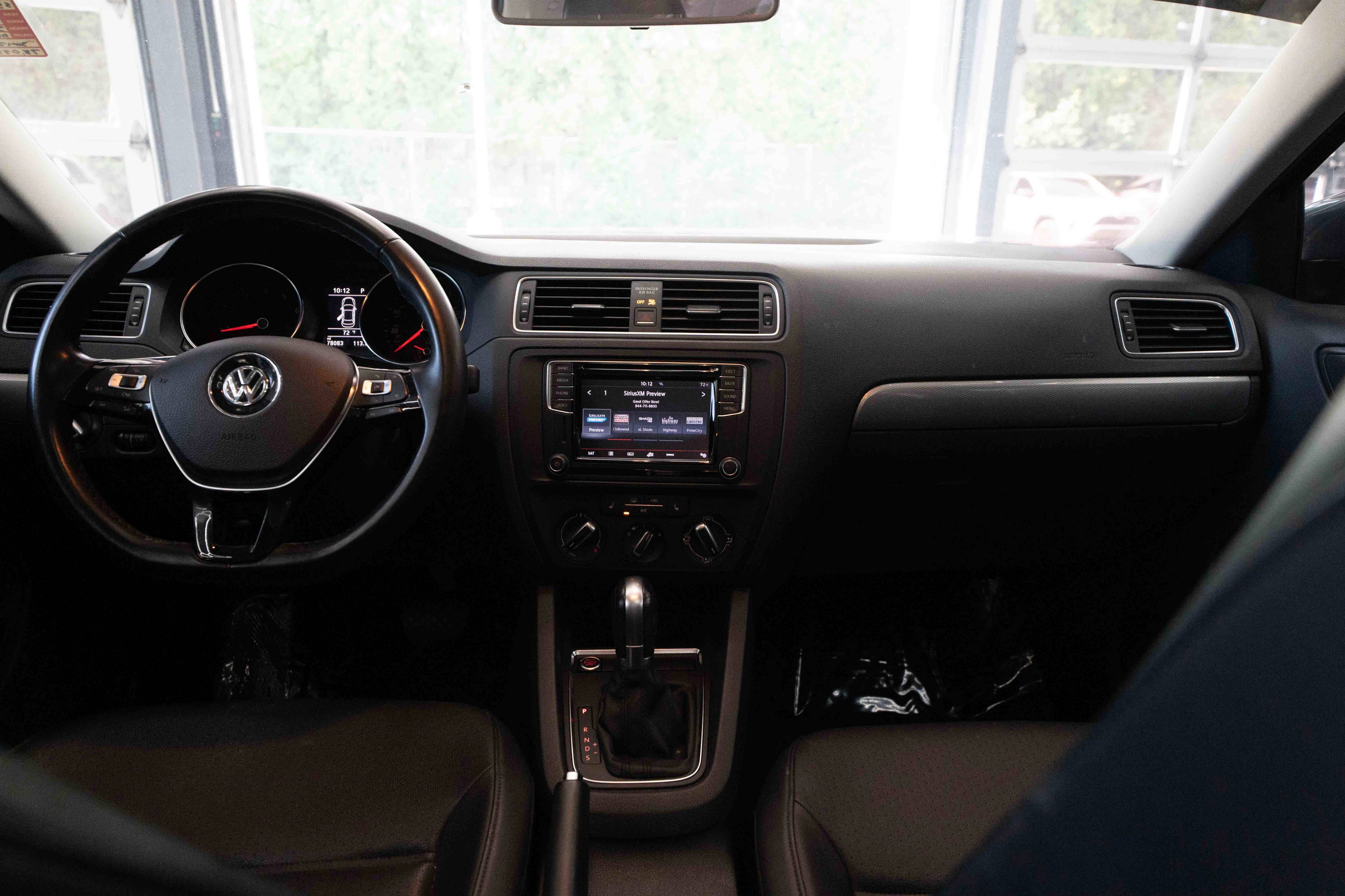 Used 2017 Volkswagen Jetta SE FWD image 20