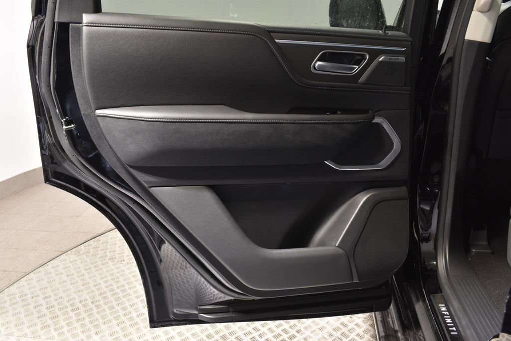 New 2026 INFINITI QX80 Luxe w/ Cargo Package image 28