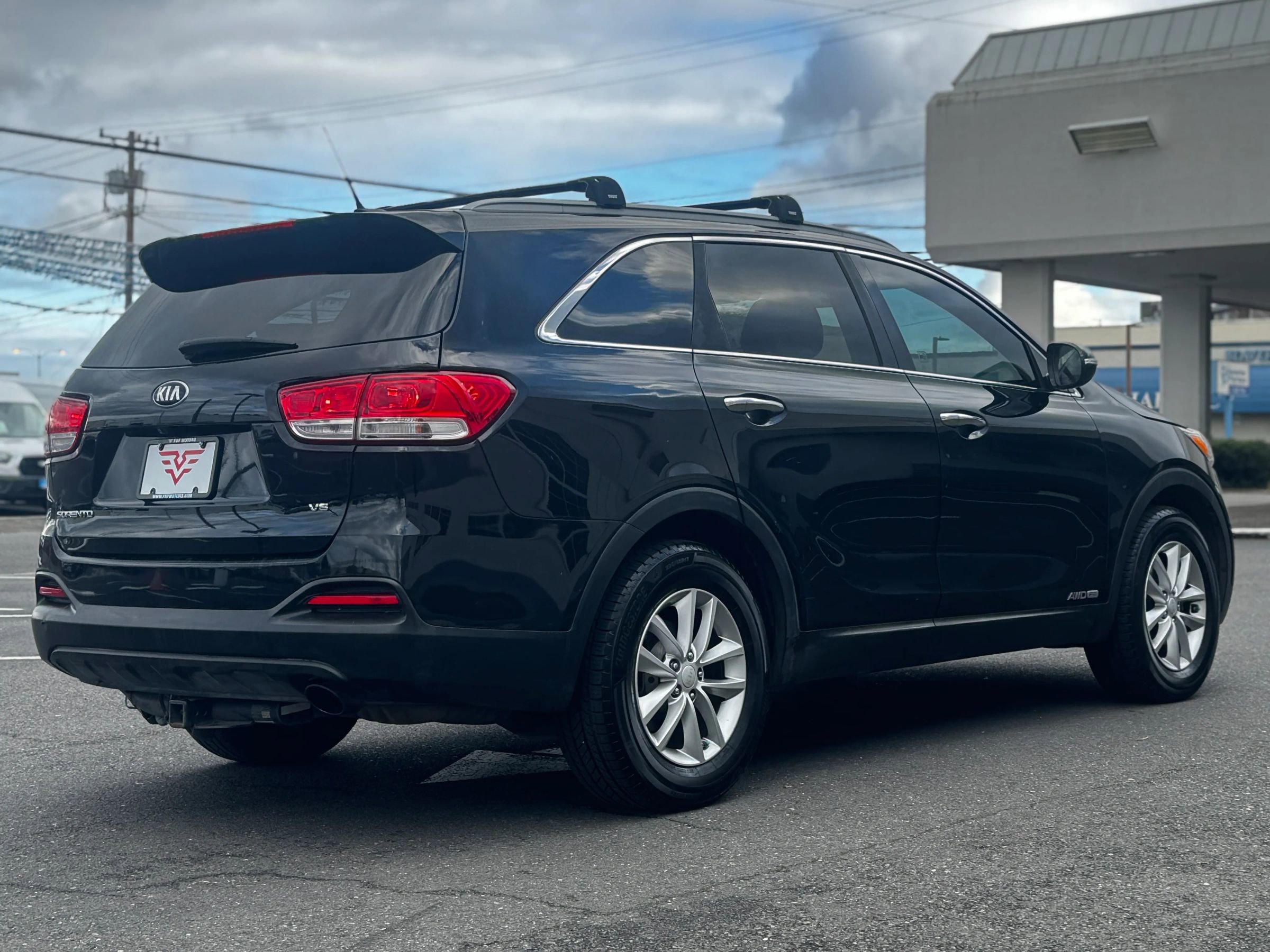 Used 2016 Kia Sorento LX image 5