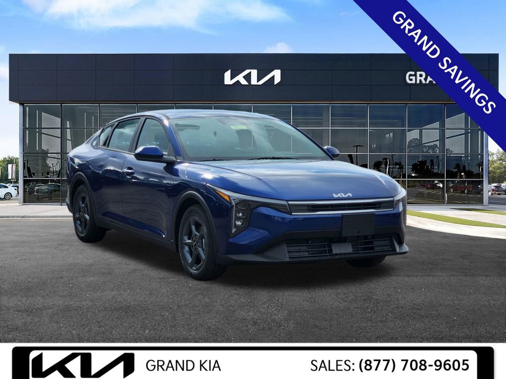 New 2026 Kia K4 LXS image 2