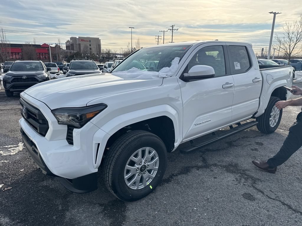New 2026 Toyota Tacoma SR5 RWD image 19