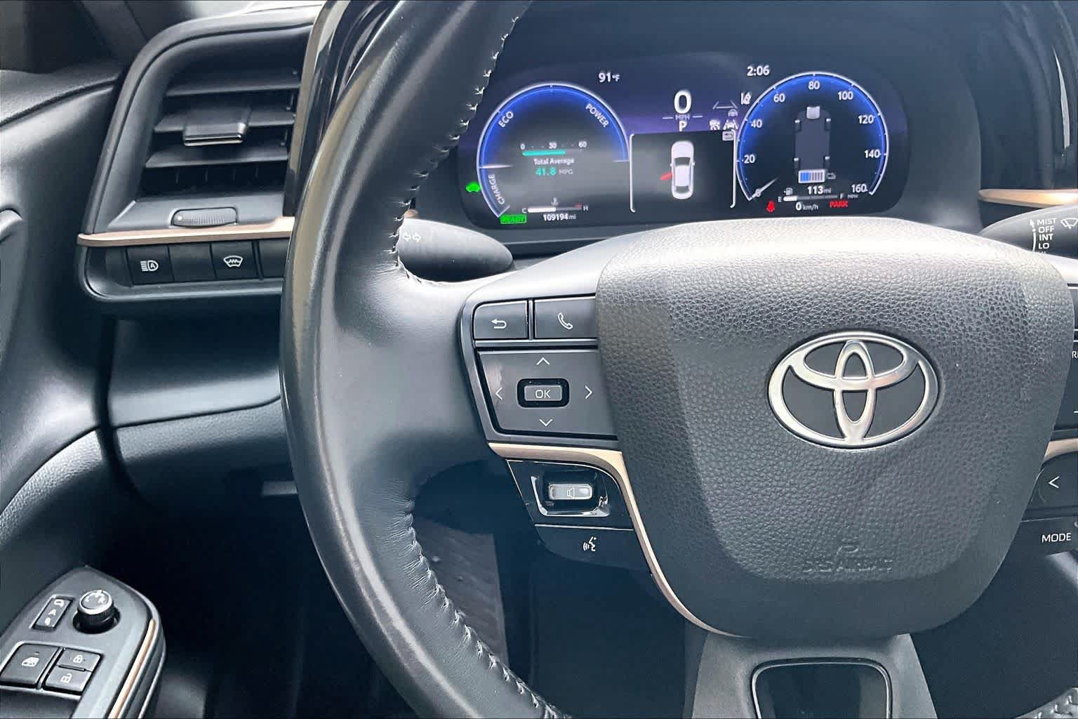 Certified 2023 Toyota Crown AWD/4WD image 24