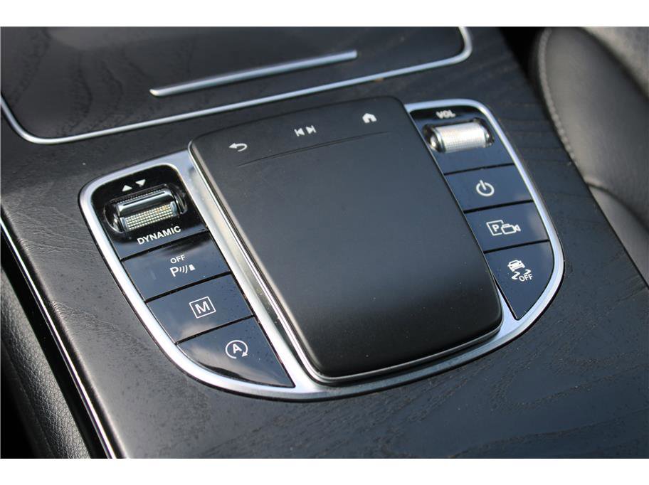 Used 2021 Mercedes-Benz GLC 300 4MATIC image 30