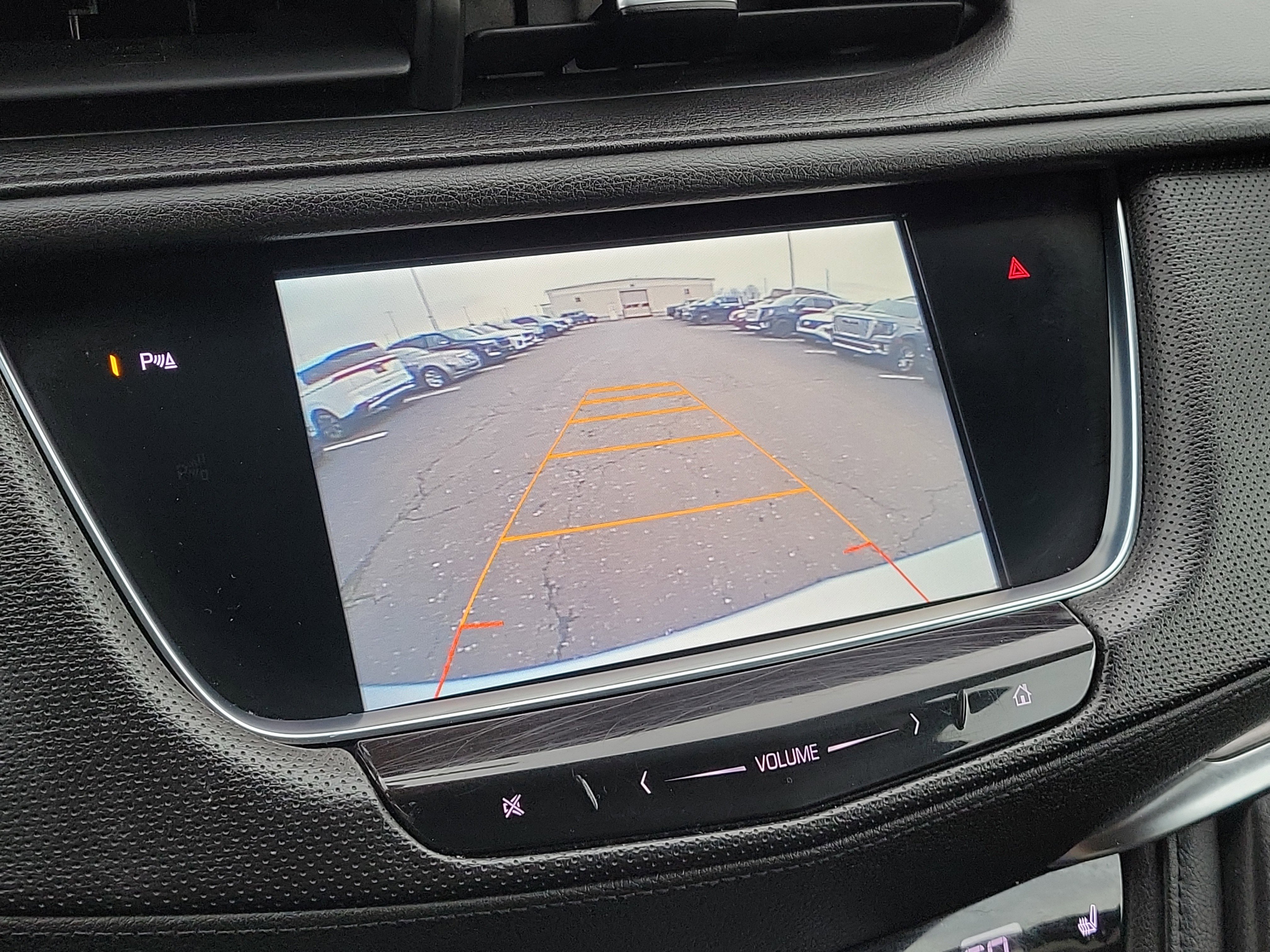 Used 2017 Cadillac XT5 Luxury image 16