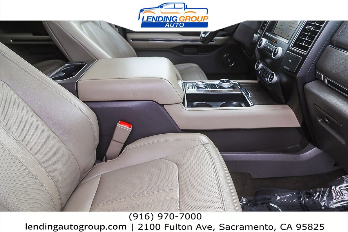 Used 2019 Ford Expedition Limited w/ Special Edition Package image 16