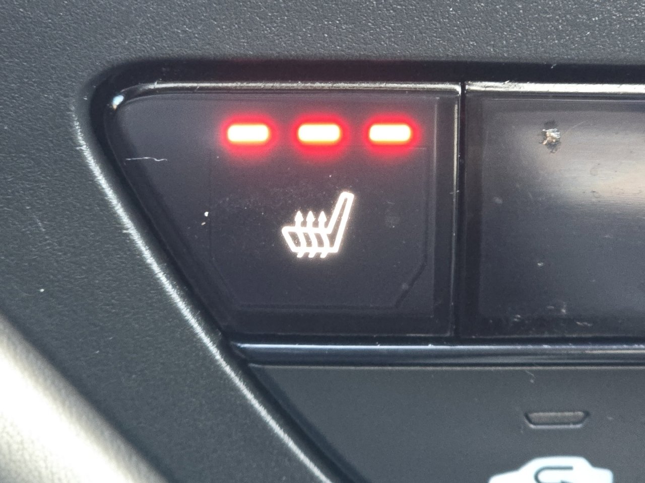 Certified 2024 Honda Accord EX image 8